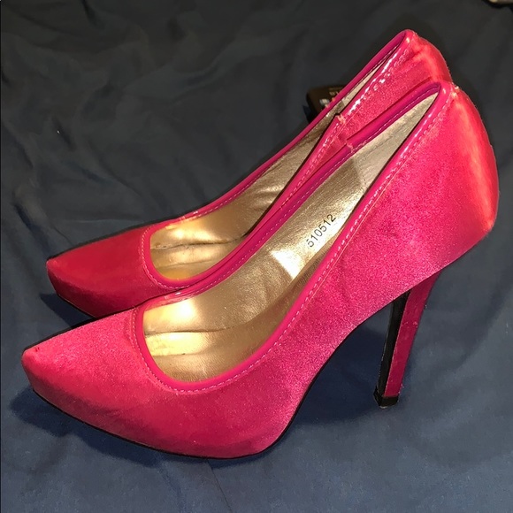 Cute pink heels for great price ! - Picture 2 of 5